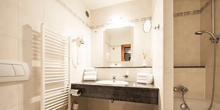 Wellness dovolenka v Slovinsku: 4* hotel v Moravských Topliciach, raňajky a voľný vstup do Terme 3000
