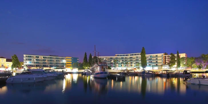 Chorvátske letovisko Biograd na Moru: 4* hotel pri pláži, luxusné wellness a raňajky