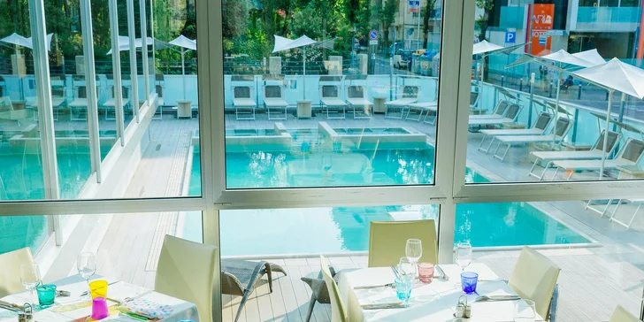 4* pobyt v talianskom Rimini: hotel 2 min. chôdze od pláže, bazén s vírivkou a bohaté raňajky