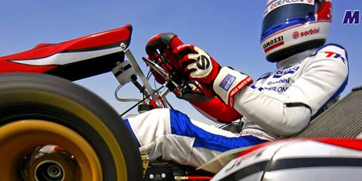 Adrenalínova jazda na motokárach