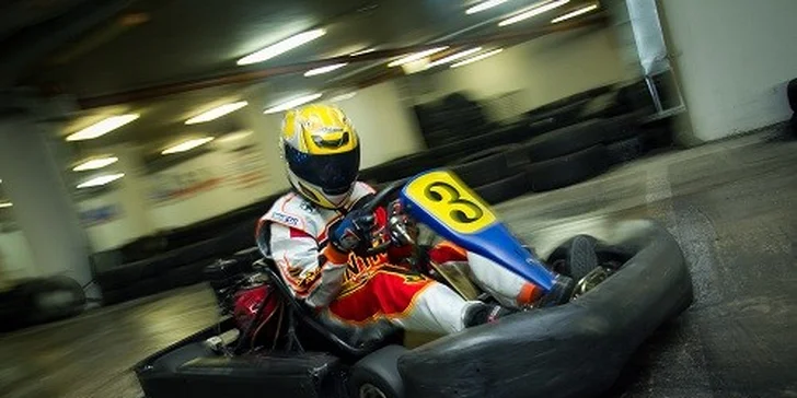 Adrenalínova jazda na motokárach