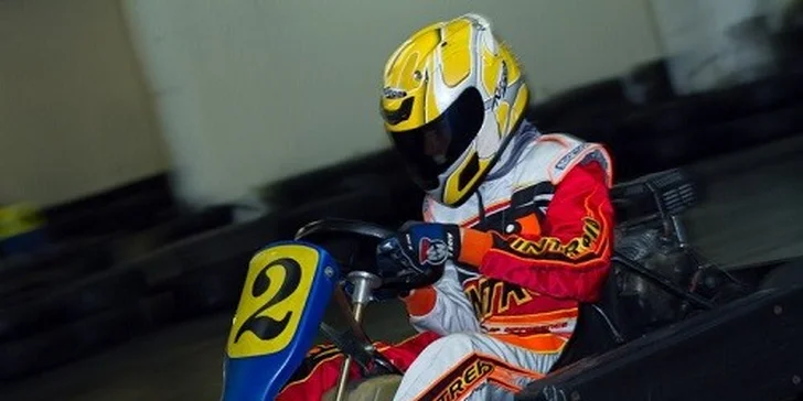 Adrenalínova jazda na motokárach
