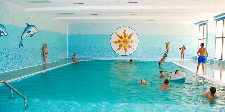 Chorvátsko all inclusive: hotel len 50 metrov od pláže, wellness a atrakcie pre deti