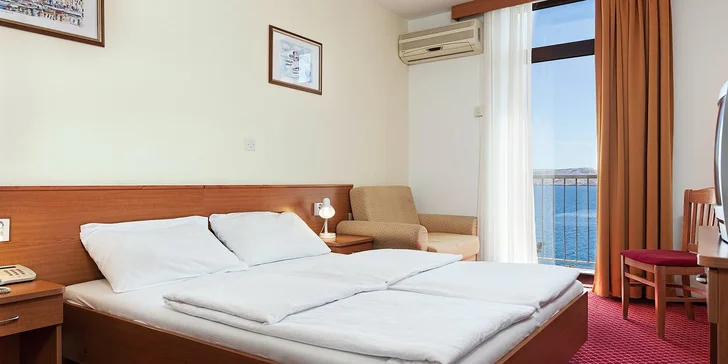Chorvátsko all inclusive: hotel len 50 metrov od pláže, wellness a atrakcie pre deti