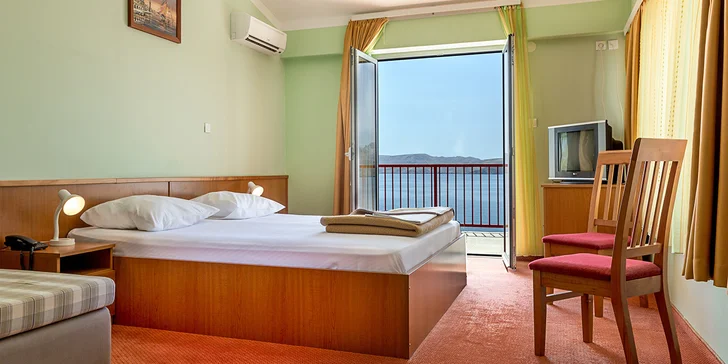 Chorvátsko all inclusive: hotel len 50 metrov od pláže, wellness a atrakcie pre deti