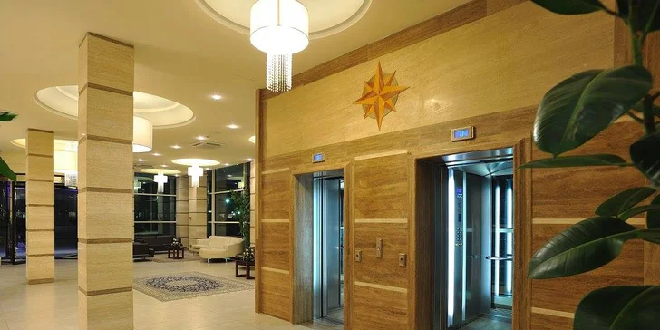 3* pobyt v Taliansku pre celú rodinu: ubytovanie s polpenziou plus, hotel priamo pri pláži