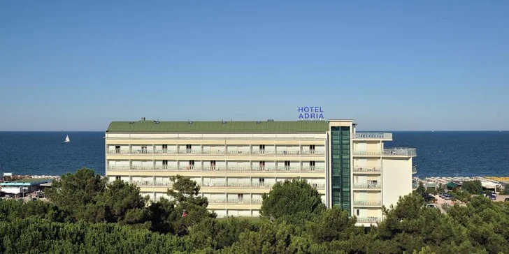 3* pobyt v Taliansku pre celú rodinu: ubytovanie s polpenziou plus, hotel priamo pri pláži