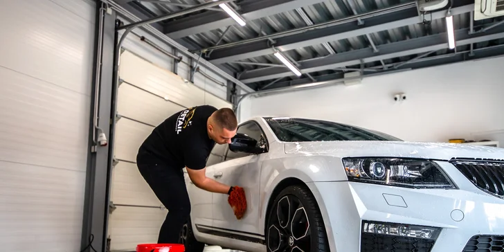 Detailné čistenie, voskovanie karosérie či letná údržba auta