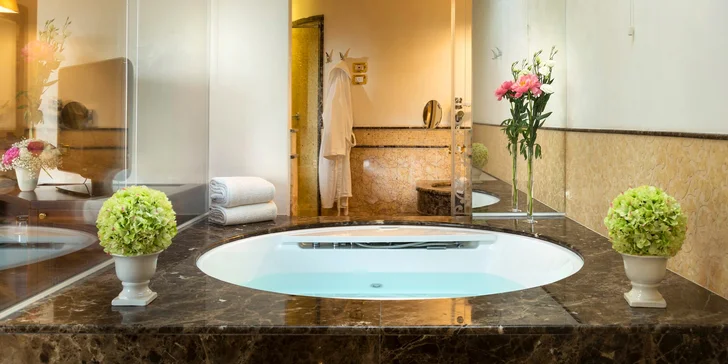 Letná dovolenka v talianskom Rimini: 4* hotel priamo pri mori, bohaté bufetové raňajky