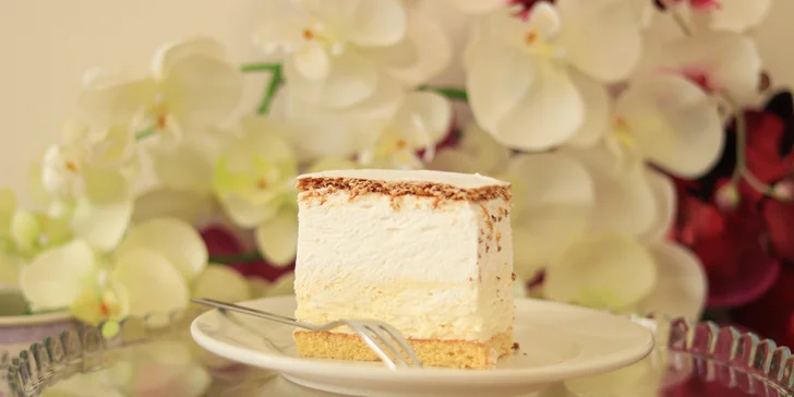 Lahodné zákusky či torta z cukrárne Fajnotka až ku vám domov!