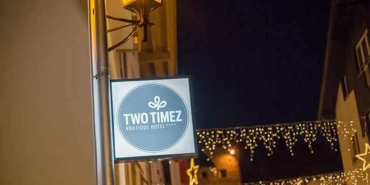 Dovolenka v rakúskom Zell am See: hotel v centre mesta, strešná terasa a raňajky