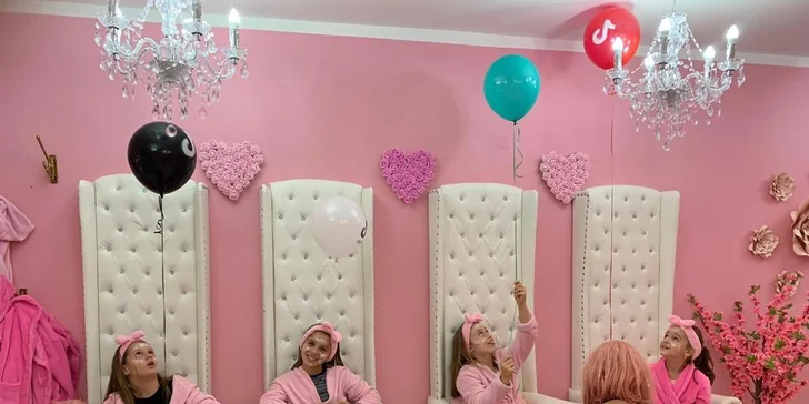 Narodeninová oslava so skrášľovacím programom pre malé slečny v PINK SPA