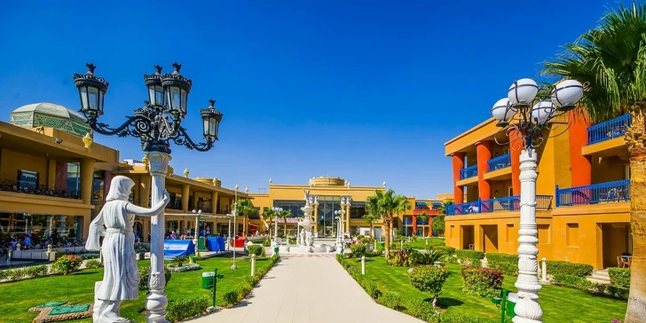 All inclusive dovolenka v Hurghade: 5 * hotel na pláži, aquapark, animačný program