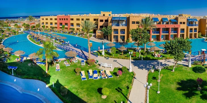 All inclusive dovolenka v Hurghade: 5 * hotel na pláži, aquapark, animačný program