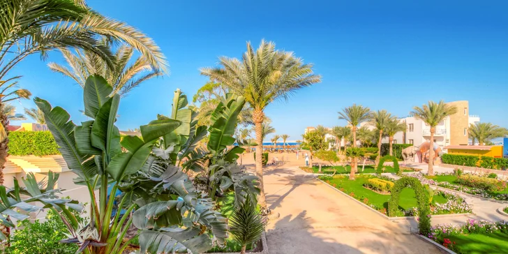 Dovolenka v 4* hoteli s all inclusive a privátnou plážou v centre obľúbeného letoviska Hurghada