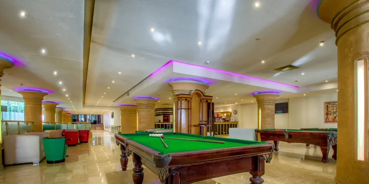 Dovolenka v 4* hoteli s all inclusive a privátnou plážou v centre obľúbeného letoviska Hurghada