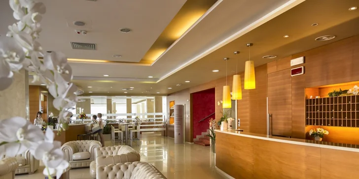 Letná dovolenka v Bibione: 3* hotel len 50 m od mora, s bazénom a raňajkami