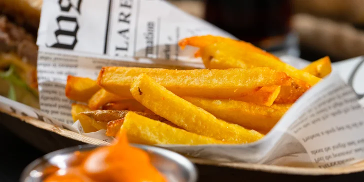 Street food Fryday: belgické hranolčeky, trhané bravčové i hovädzie mäsko či flaguette menu
