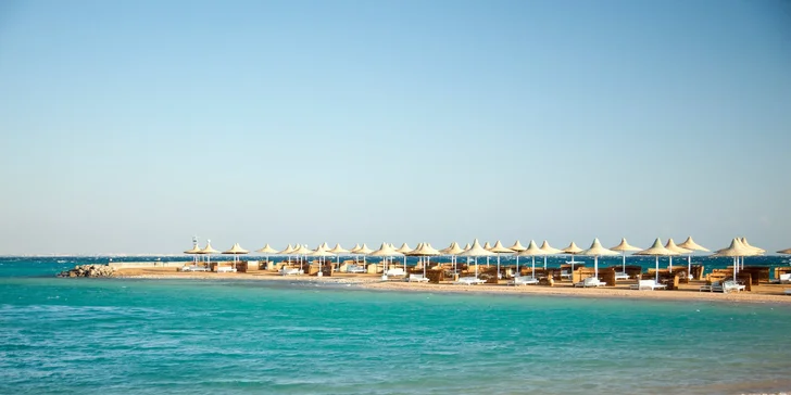 Letecky do Hurghady: 4 * hotel pri pláži, bazén a all inclusive