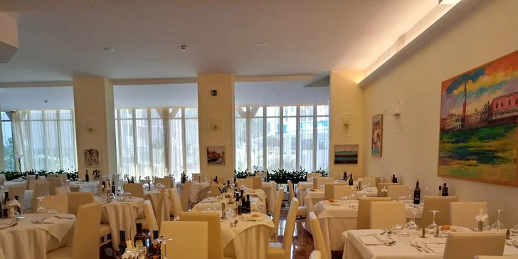Super leto v Bibione: hotel so strešným bazénom, raňajkami a atrakciami pre celú rodinu
