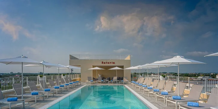 Super leto v Bibione: hotel so strešným bazénom, raňajkami a atrakciami pre celú rodinu