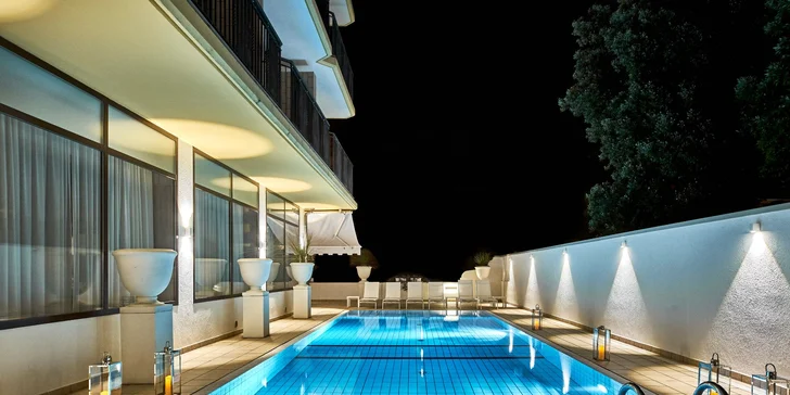 Letná dovolenka v Bibione: 4* hotel s raňajkami a bazénom, 250 m od mora
