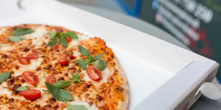 Pizza podľa vlastného výberu z 13 druhov - osobný odber