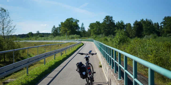 Pobyt pre rodiny aj páry v Poľsku: 30 km cyklistická atrakcia Velo Czorsztyn okolo Dunajca