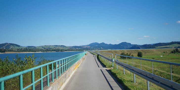 Pobyt pre rodiny aj páry v Poľsku: 30 km cyklistická atrakcia Velo Czorsztyn okolo Dunajca