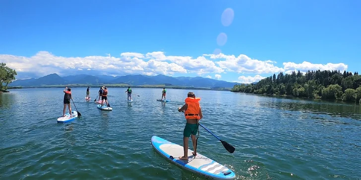 Paddleboarding na Liptovskej Mare: Požičanie paddleboardu či výlet s inštruktorom