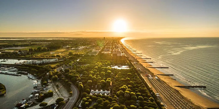 Dovolenka v letovisku Lido di Jesolo: hotel s polpenziou, 100 m od súkromnej pláže