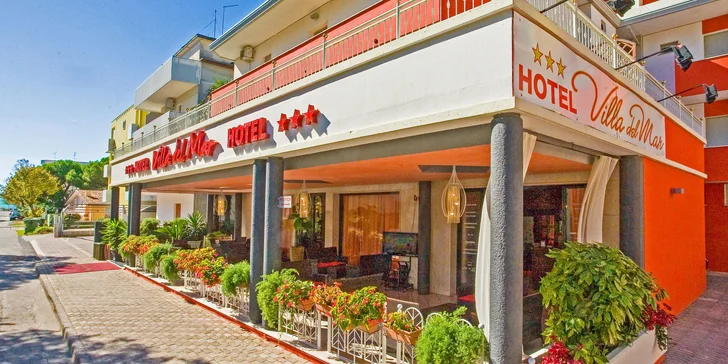 Dovolenka plná slnka v Bibione: hotel blízko pláže, raňajky a vírivka