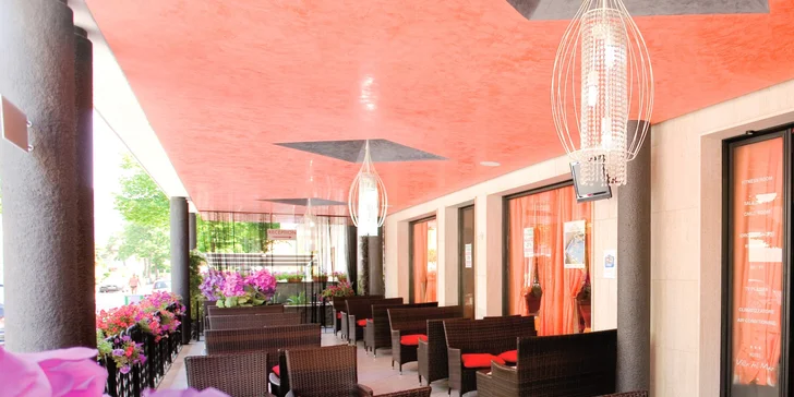 Dovolenka plná slnka v Bibione: hotel blízko pláže, raňajky a vírivka