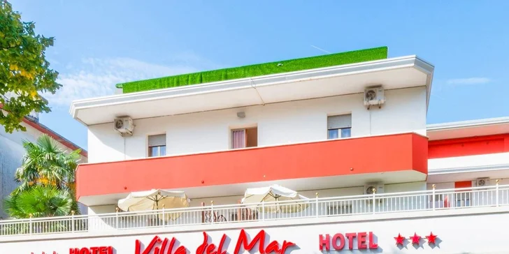 Dovolenka plná slnka v Bibione: hotel blízko pláže, raňajky a vírivka