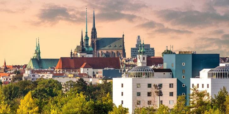 Na dosah obľúbených brnenských podnikov a atrakcií: penzión v centre mesta s raňajkami až do izby