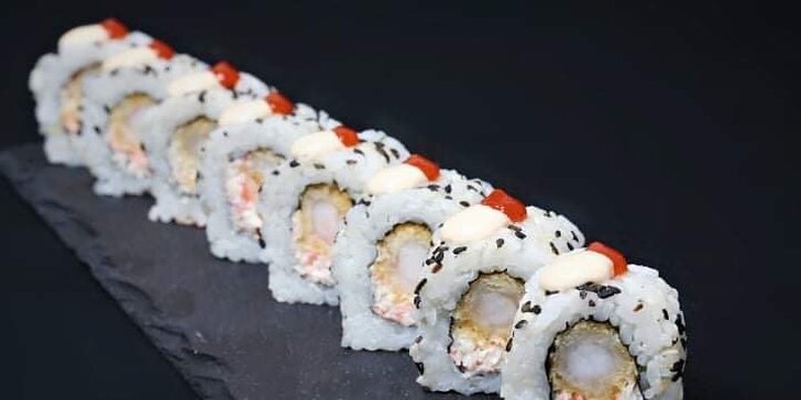 Degustačný sushi set pre 2 osoby – donáška v rámci Nitry zadarmo!