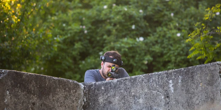 Zahrajte si laser game vo vonkajšom prostredí v okolí vojenského bunkra