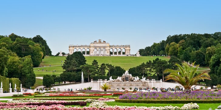 Nedeľný výlet do Viedne: čarovný zámok Schönbrunn, ZOO aj labyrint