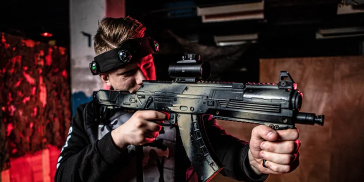 Super zábava pri laser tagu v HERO FACTORY