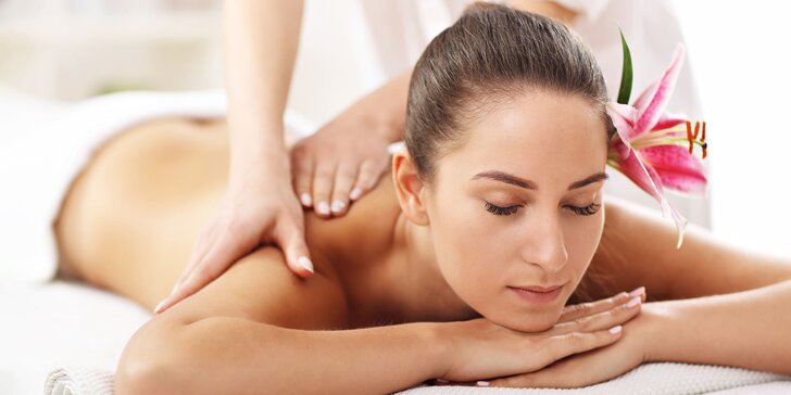 Uvoľňujúce masáže: Klasická masáž, bankovanie aj luxusná čokoládová masáž