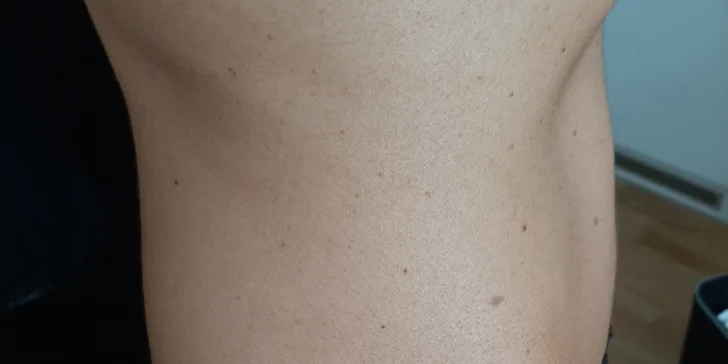 Opáľte sa v salóne- cukrový samoopaľovací nástrek Fake Bake
