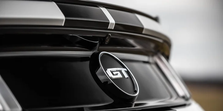 Zážitková jazda na americkom FORD MUSTANG GT ROUSH 560 HP v Bratislave, Nitre či Senici