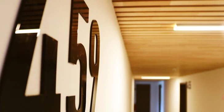 Pobyt v útulnom a modernom komplexe Residence ŠÍRAVA*** apartmánový dom len 950 m od Thermalparku Šírava