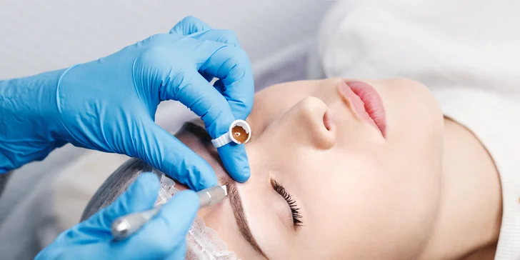 Dokonalé obočie bez námahy: Phibrows microblading a shading obočia