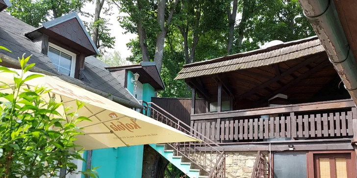 Výnimočný pobyt v historickom centre Kežmarku: romantický penzión s raňajkami, barom a terasou