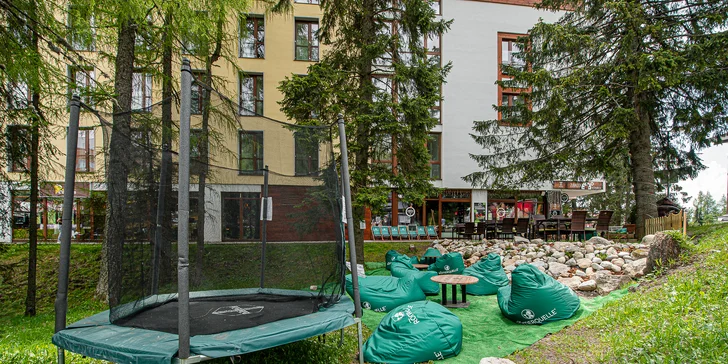 Burger alebo pizza v reštaurácii Zubačka na Štrbskom plese