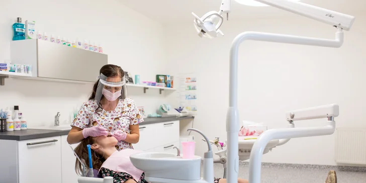 Profesionálna dentálna hygiena s pieskovaním - v ponuke aj HAPPY HOUR