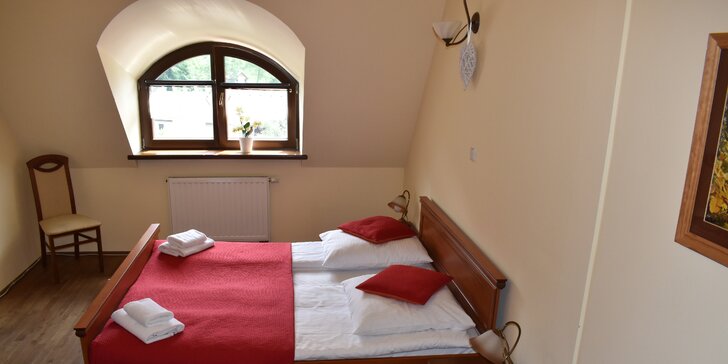 Originálne ubytovanie v skanzene neďaleko mesta Nowy Sącz: EKO izby s raňajkami, atrakcie v okolí