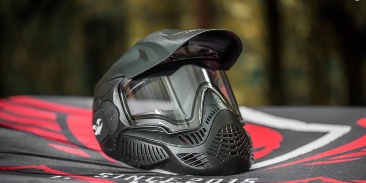 Zábava pri PRO-PAINTBALLE - vyskúšajte najnovší typ zbrane v HERO FACTORY