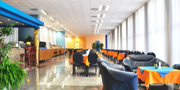 Za krásami stovežatej Prahy: 4* hotel 10 min. od historického centra, raňajky